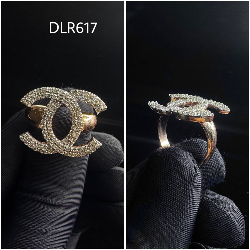 DIAMOND LADIES RING