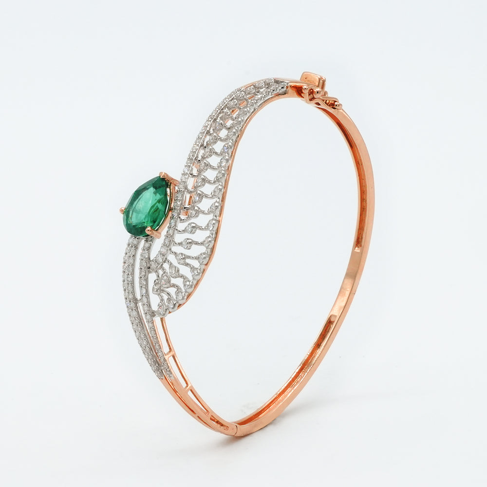 Plume Diamond Bangle