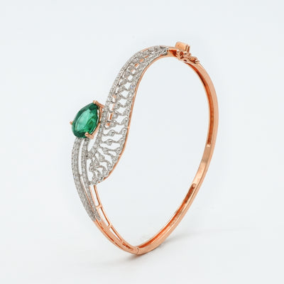 Plume Diamond Bangle
