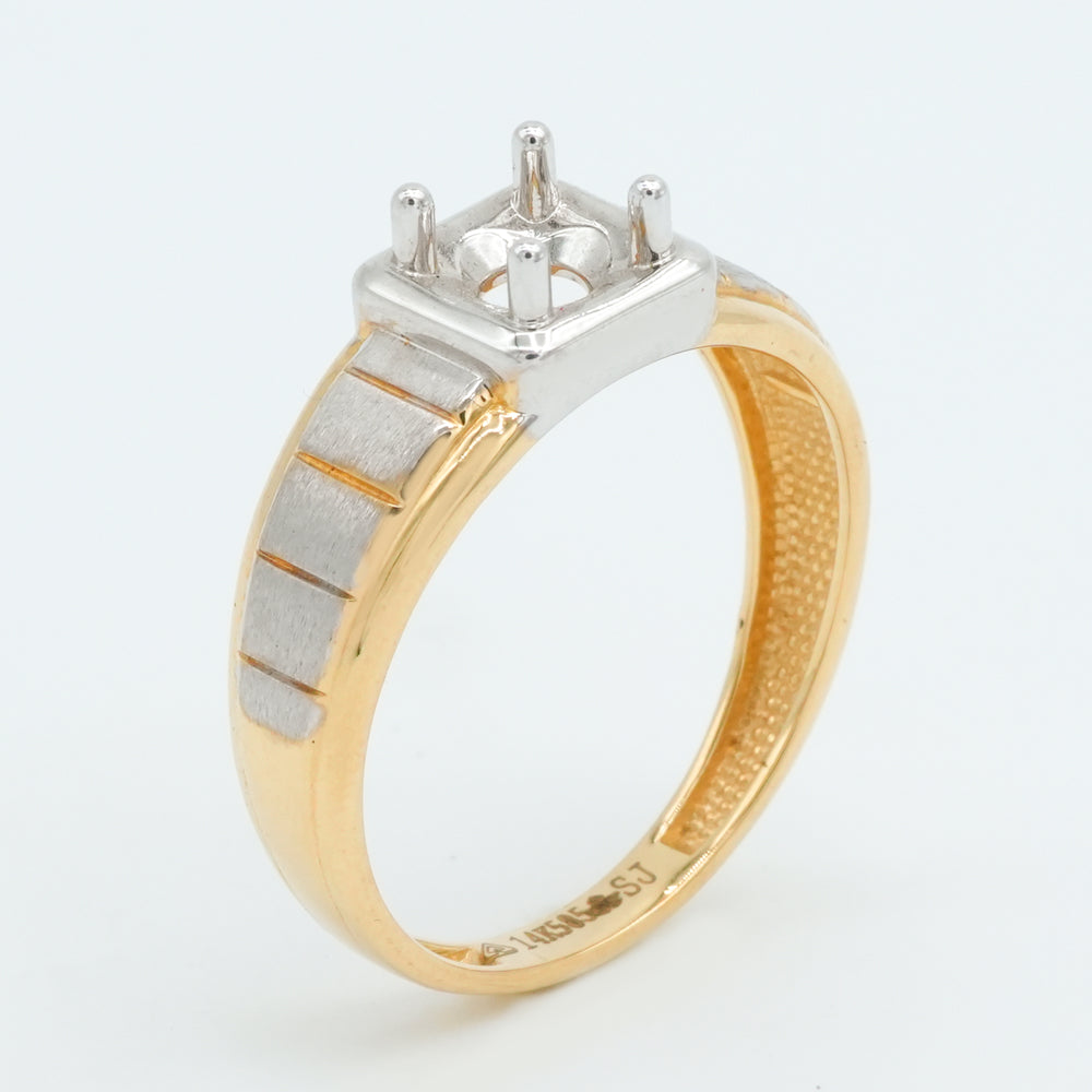 Stepline Diamond Ring