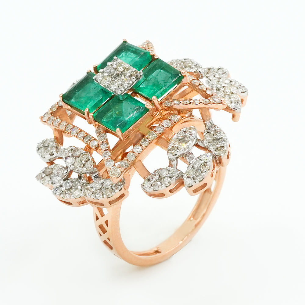 DIAMOND LADIES RING