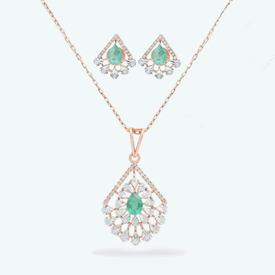 Emera Bloom Pendant