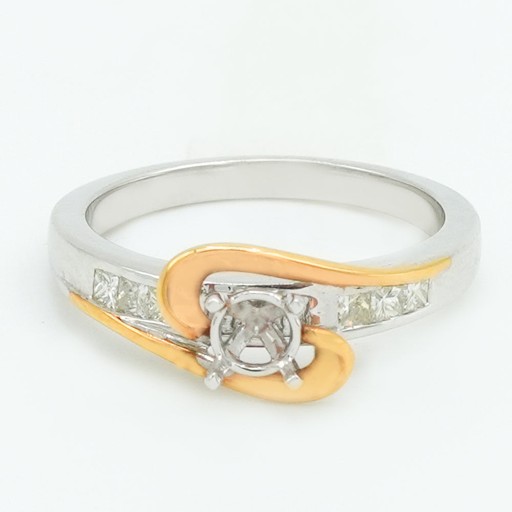 Curve Diamond Ring