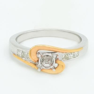Curve Diamond Ring